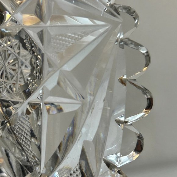 Brilliant Period Cut Glass | 7” Nappy Bowl | Vintage Cut Glass - Picture 9 of 10